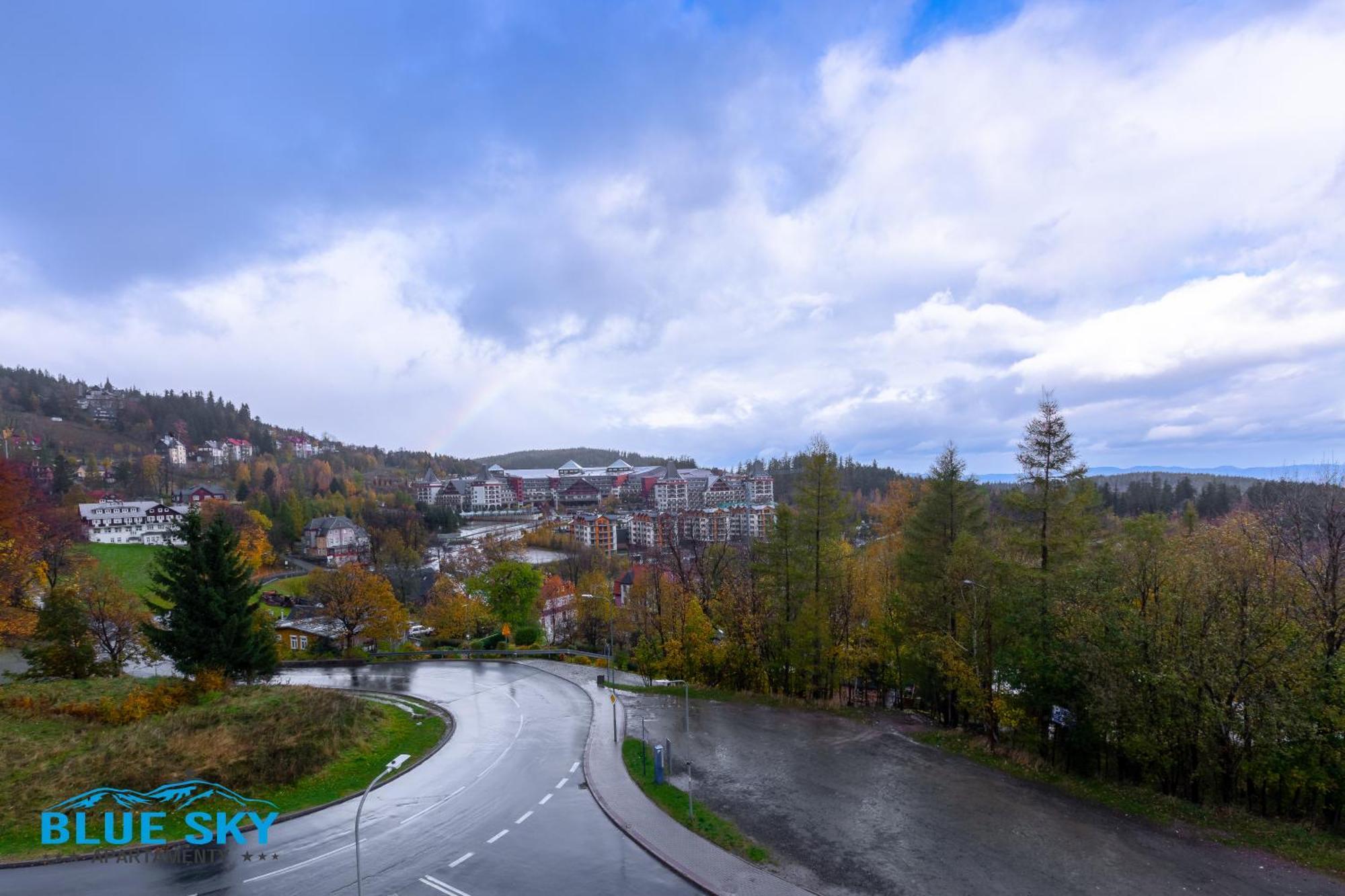 Apartamenty Bluesky - Karkonoska 13, Z Widokiem Na Gory, Blisko Szlakow I Wyciagow, W Zielonej Okolicy Karpacz Pokój zdjęcie