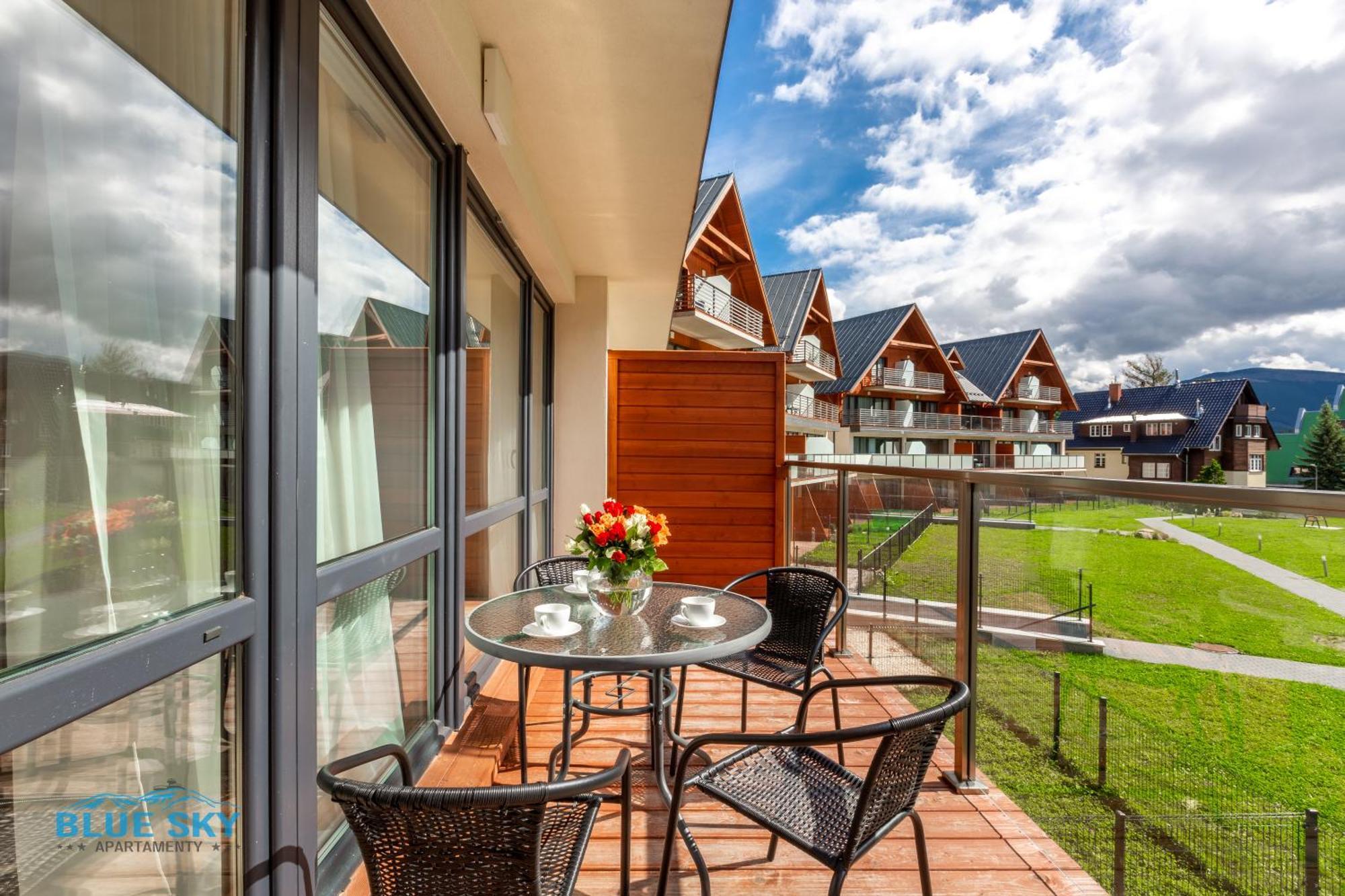 Apartamenty Bluesky - Karkonoska 13, Z Widokiem Na Gory, Blisko Szlakow I Wyciagow, W Zielonej Okolicy Karpacz Pokój zdjęcie